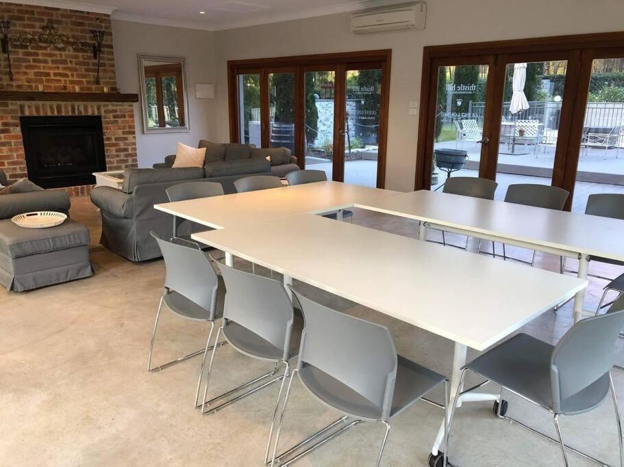 Bed & Breakfast Thistle Hill Guesthouse - Walk To Many Wineries And Restaurants 4*